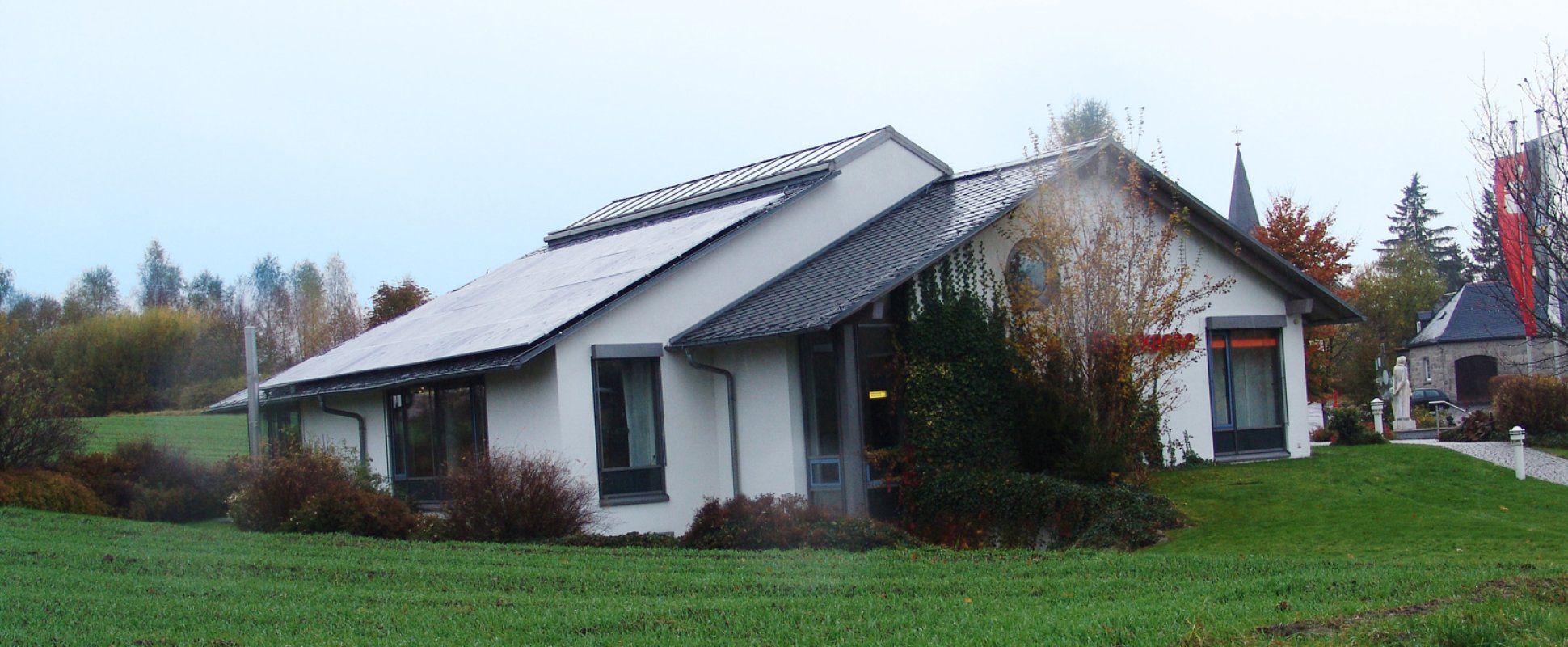 PV-Anlage auf dem Dach der Sparkasse in Nagel